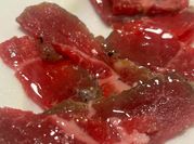 Una foto di sottovuoto carne