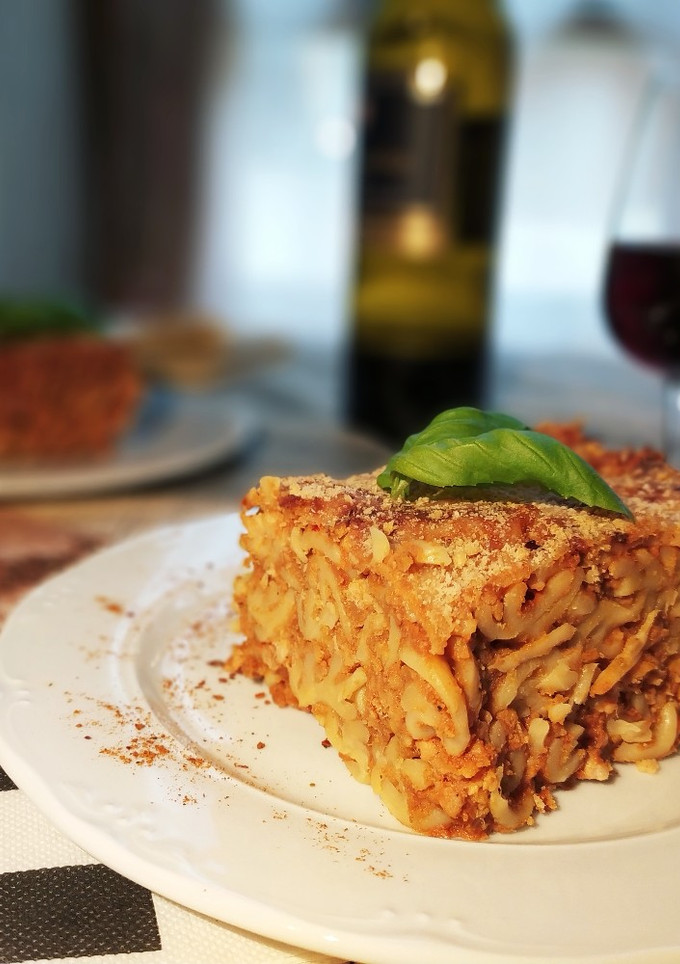 Una foto de Lasaña de Fusilli y Carne con Bechamel de Calabaza