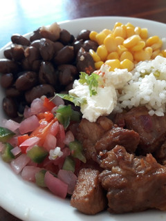 Una foto de Bowl con cerdo teriyaki