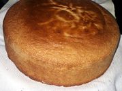 Una foto de bizcochuelo esponjoso sin leche sin aceite