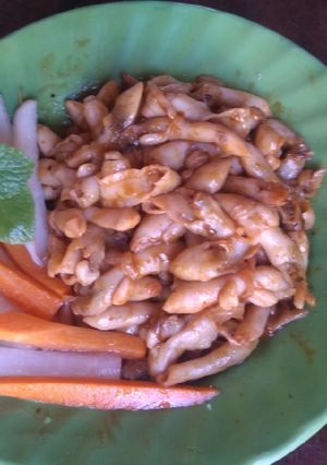 Hình của món Ốc móng tay xào cay.