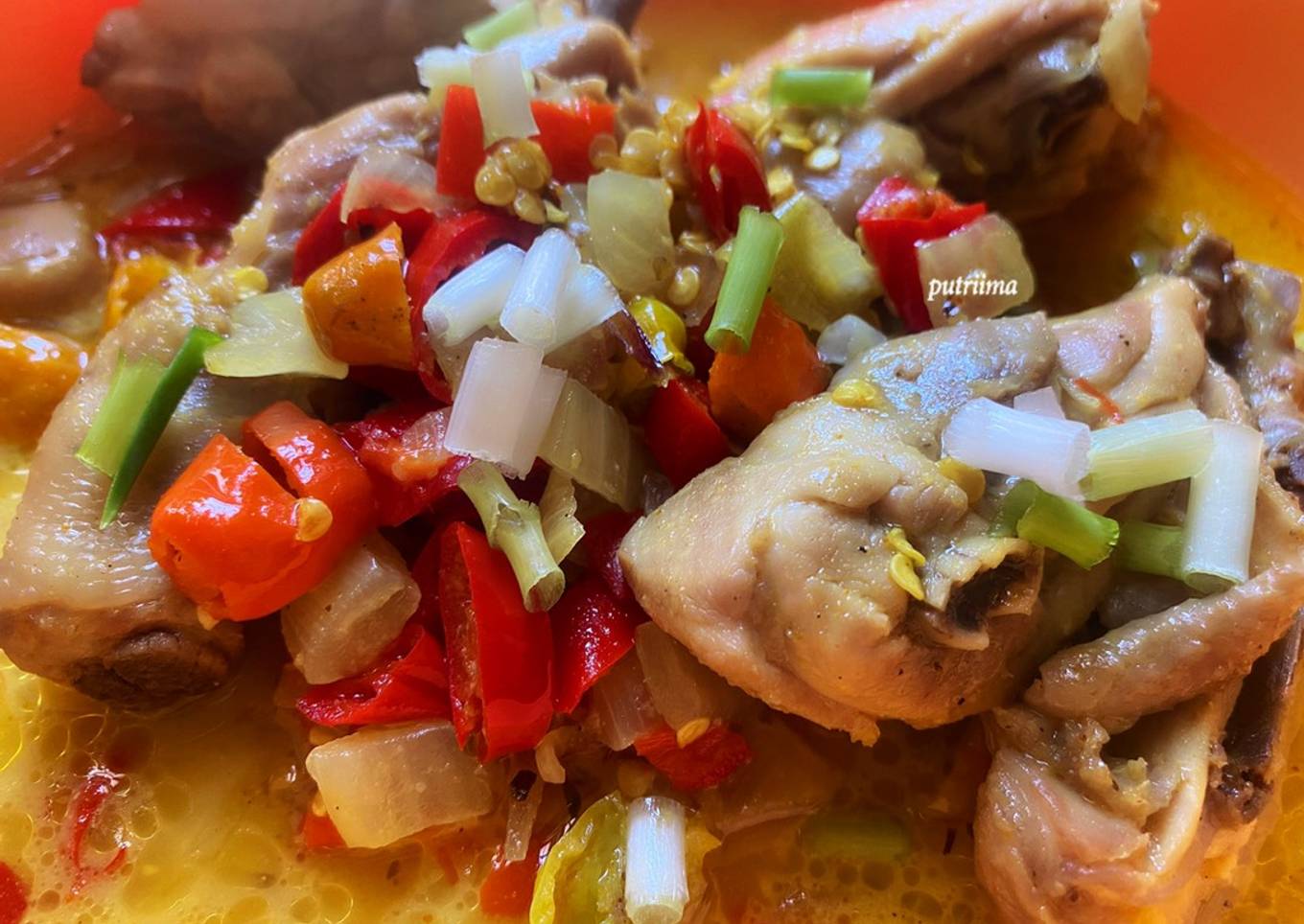 Ayam bumbu kuning