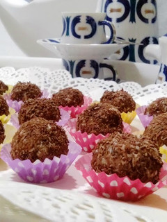 Una foto de Kirschetas (trufas/bombones)