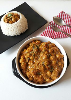 A picture of Chole Tikka Masala.