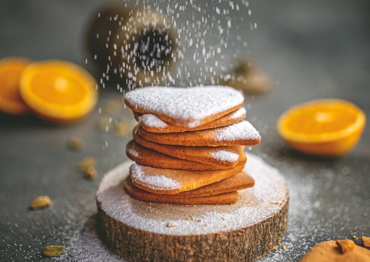 Orange and cardamom biscuits