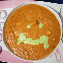 A picture of Shahi paneer.