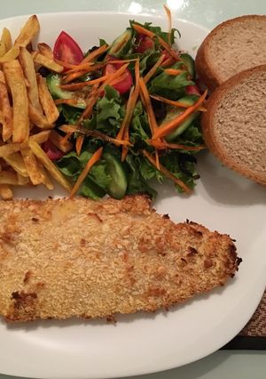 รูปของ Fish & Chip<ไม่ง้อน้ำมัน> + Balsamic honey spicy salad dressing