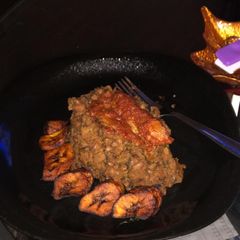 A picture of Beans and Fried Plantain.