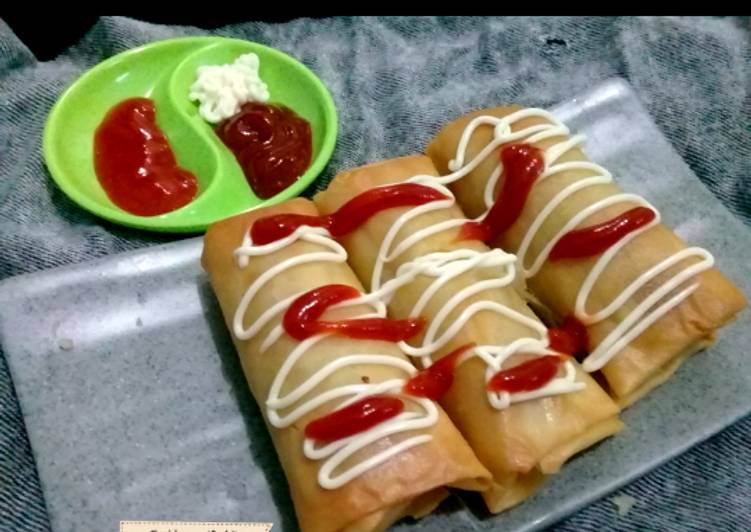 Recipe: Perfect Lumpia Sosis Keju Melted
