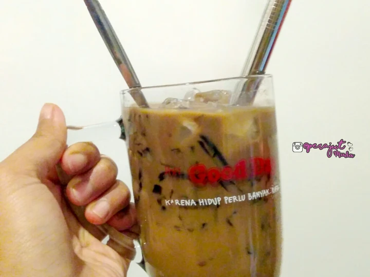 Langkah Mudah untuk Menyiapkan Resep Resep Es Capcin Capucinno Cincau yang Sempurna Anti Ribet, Mantap