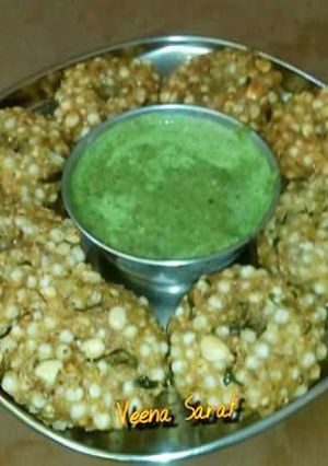 साबूदाना के बड़े रेसिपी मुख्य फोटो