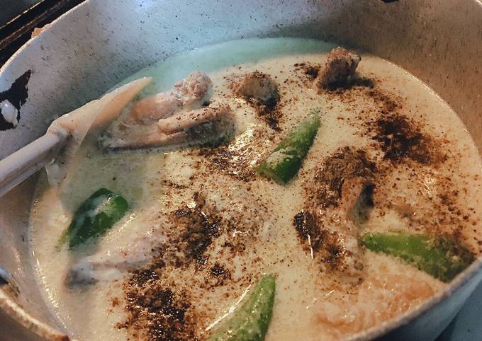 How to Make Any-night-of-the-week Cheesy Creamy White Chicken Karahi