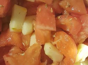 Foto de Salada de Tomate, Pepino e Melancia