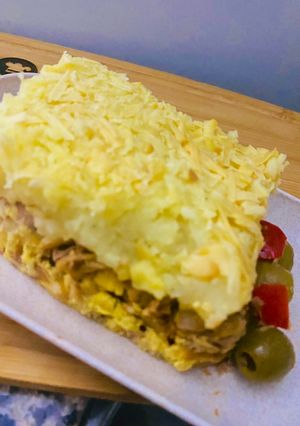 Una foto de 🍛PASTEL🍲 DE 🐟LOMITOS🐠 DE 🐠🐟ATÚN🐟🐠 (en lata)