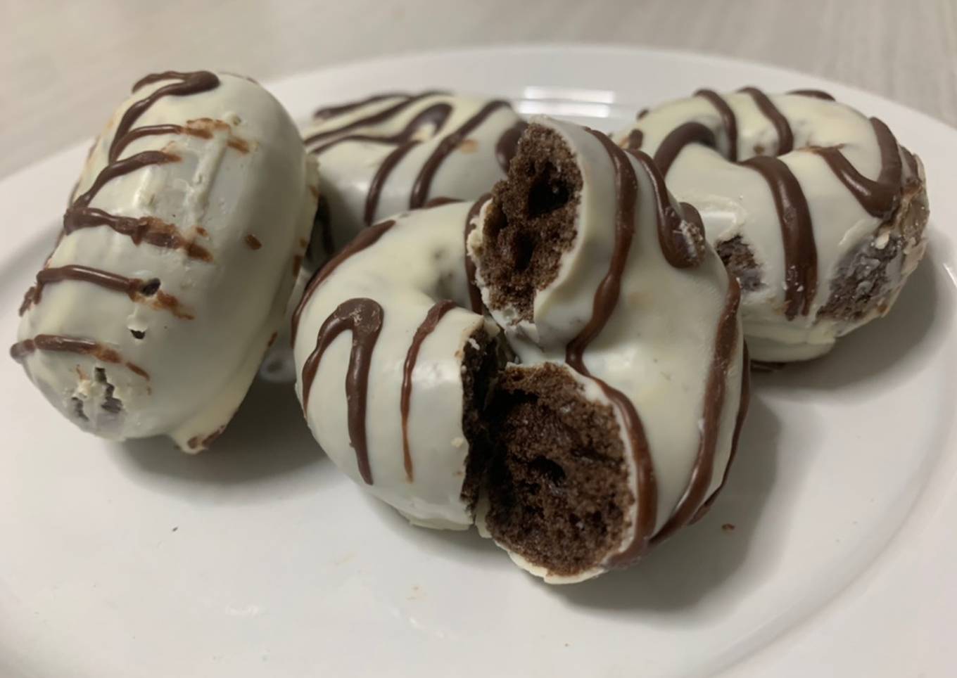 Donetes de chocolate blanco