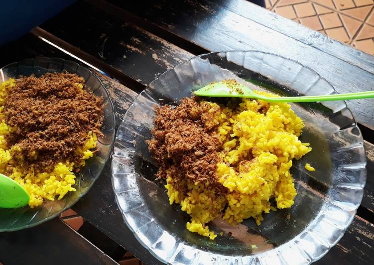 Nasi Kuning RiceCooker