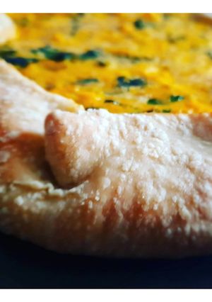 Una foto de TARTA RÚSTICA DE ZAPALLO, ESPINACA Y CHOCLO 🥬🌽