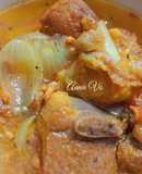 Sườn sụn heo hầm cà chua