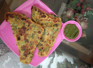 A picture of Green onion paratha.
