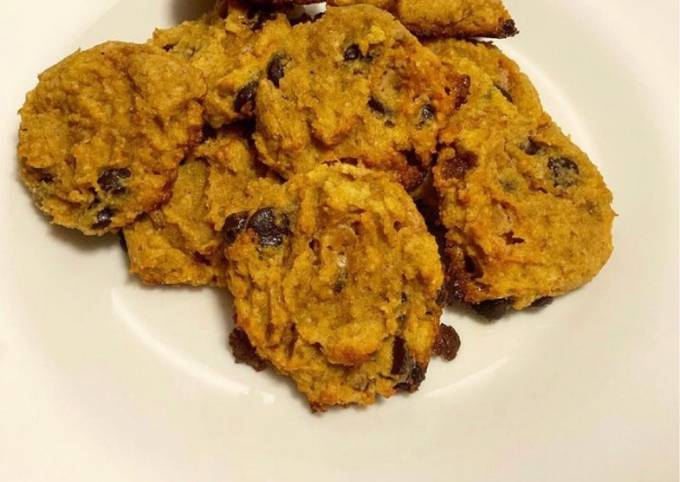 Recipe of Homemade Low Carb (Keto-Friendly) Pumpkin Chocolate Chip Cookies