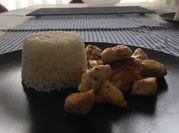 Una foto de solomillos de pollo