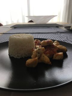 Una foto de Pollo al Hindú