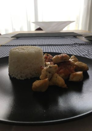 Una foto de Pollo al Hindú