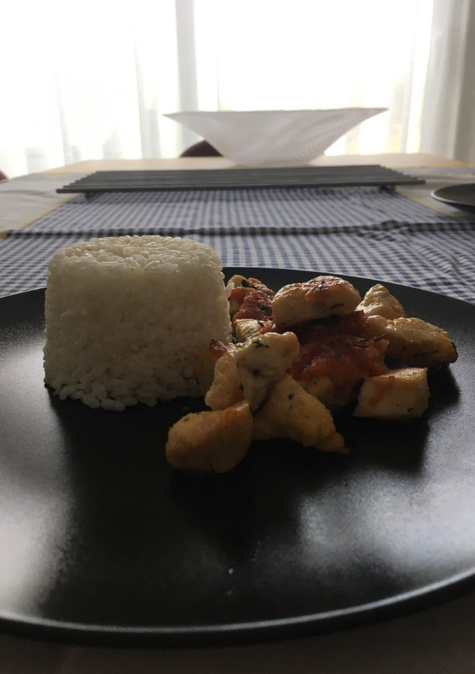 Una foto de Pollo al Hindú