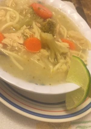 صورة لوصفة شوربه الاندومي والخضار😋