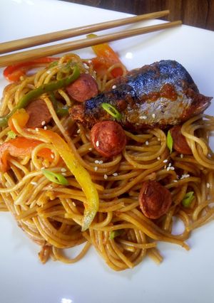 A picture of Spaghetti jellof.