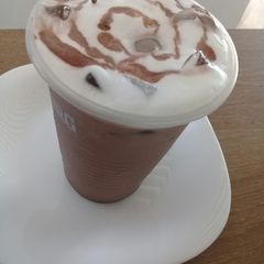 A picture of Mochaccinno.