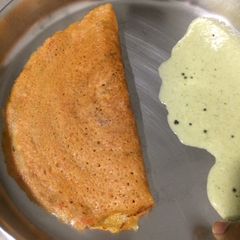 A picture of Little millet tomato dosa.