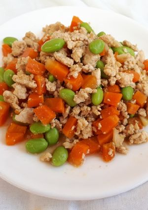 Foto resep Tumis Ayam Wortel Edamame