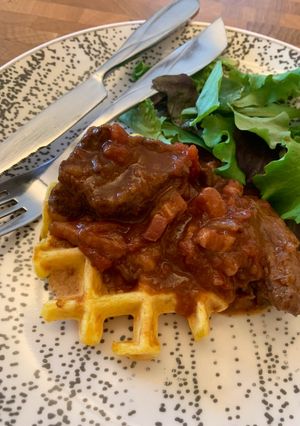 Une photo de ☆Bœuf Confit à la Bourguignonne, Gaufre de Carotte Nouvelle☆