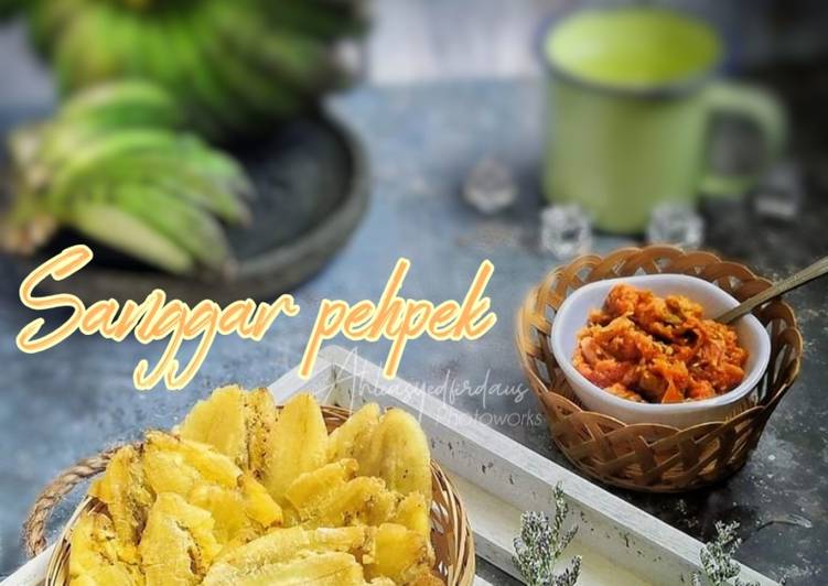 Sanggar pehpek /pisang penyet