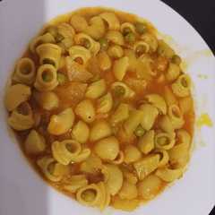 Una foto de Pasta tiburón estofada