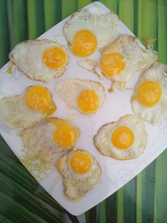 Una foto de Huevos de codorniz a la plancha