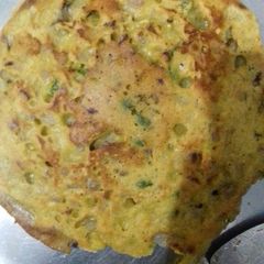 A picture of Besan ki yummy spicy roti.