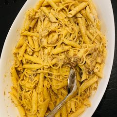 A picture of Creamy pasta 🍝.