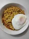 Telur Rebus 1/2 matang Jodohnya Mie instant ❤️