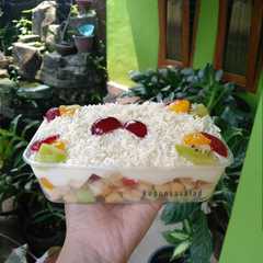 รูปของ Salad Buah Premium Untuk Jualan
