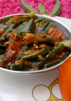 ભીંડી સબ્જી(bhandi sabji recipe in Gujarati) રેસીપી મુખ્ય ફોટો
