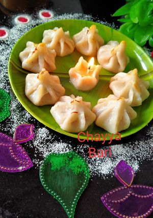 A picture of Ukadiche Modak.