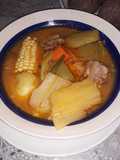Un caldito de res....🍛