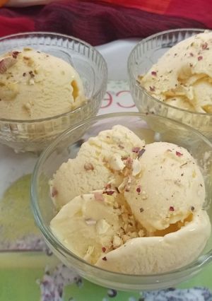 मैंगो आइसक्रीम(mango icecream recipe in hindi) रेसिपी मुख्य फोटो