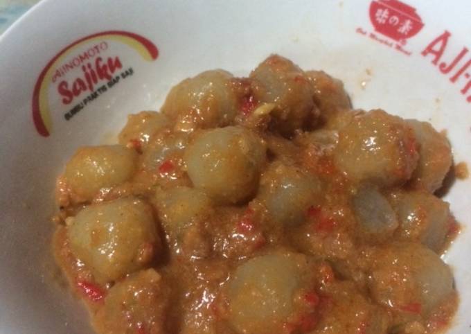 Cilok kenyal bumbu kacang