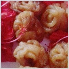 A picture of Imarati (yellow grams).