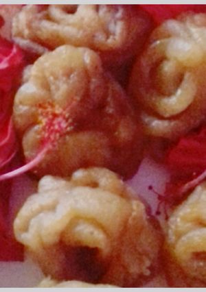 A picture of Imarati (yellow grams).