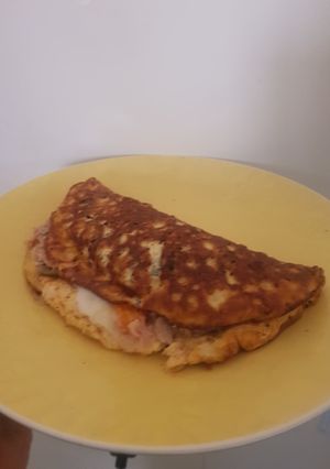 A picture of Tuna roll omelette.