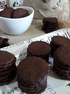 Una foto de Galletas danesas de mantequilla y cacao